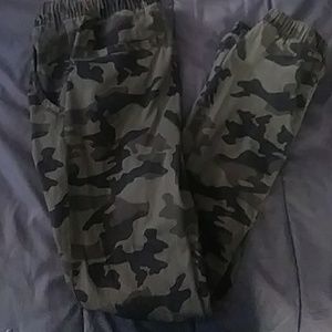 Army colored joggers
